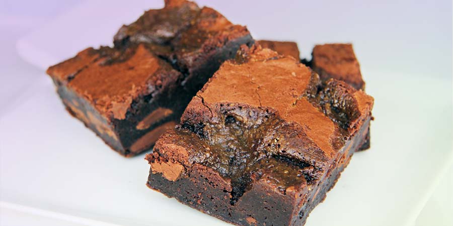 BrownieFlourlessSaltCar